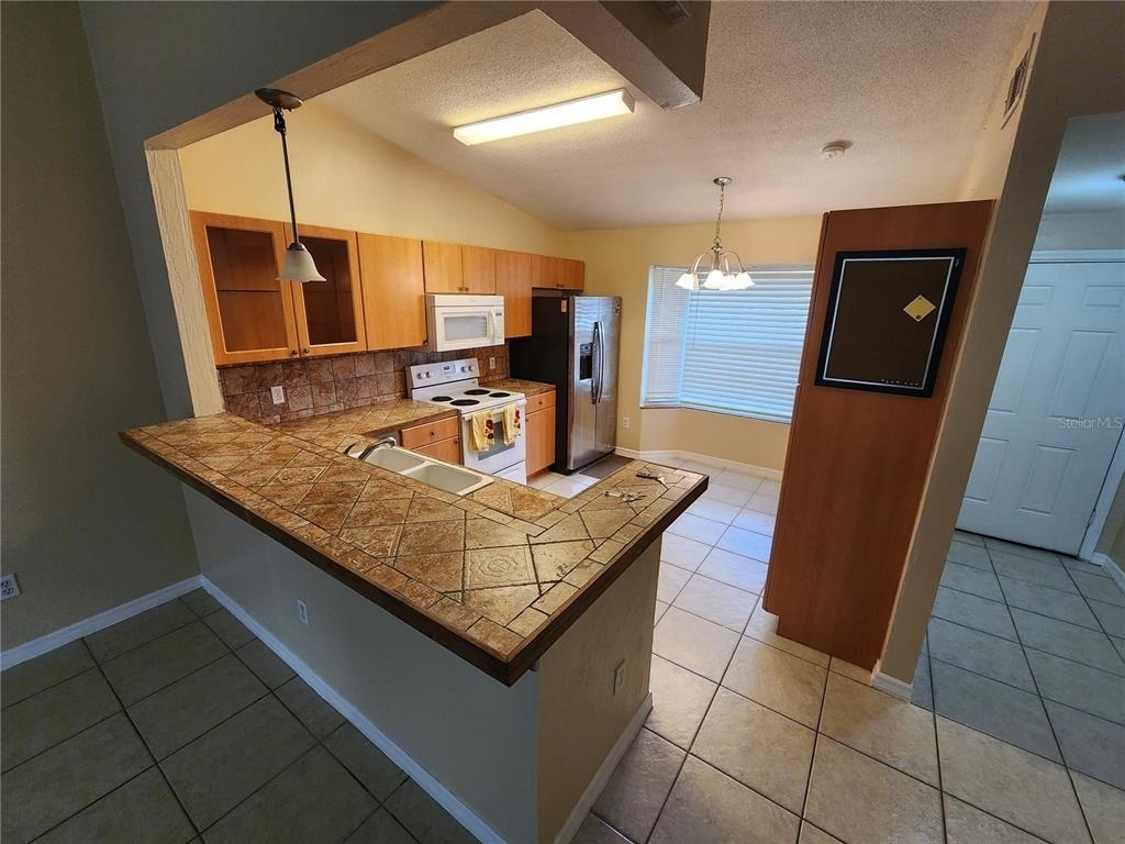 5820 Alstrum Drive - Photo 4