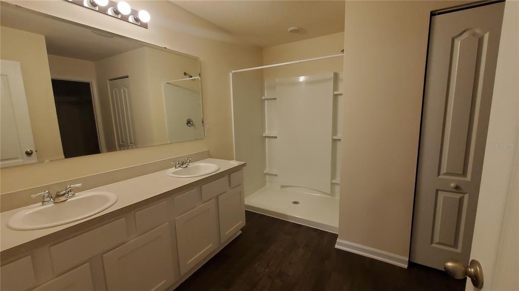 44 Barrington Drive - Photo 13