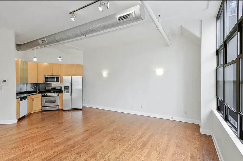 176 Johnson Street - Photo 3