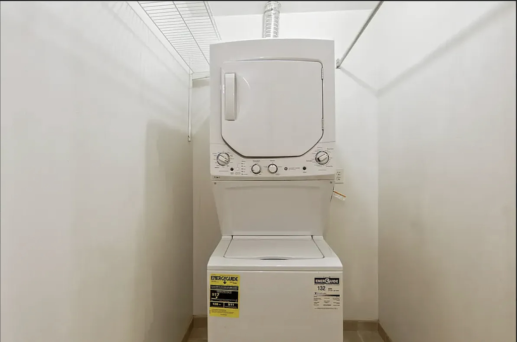 176 Johnson Street - Photo 7