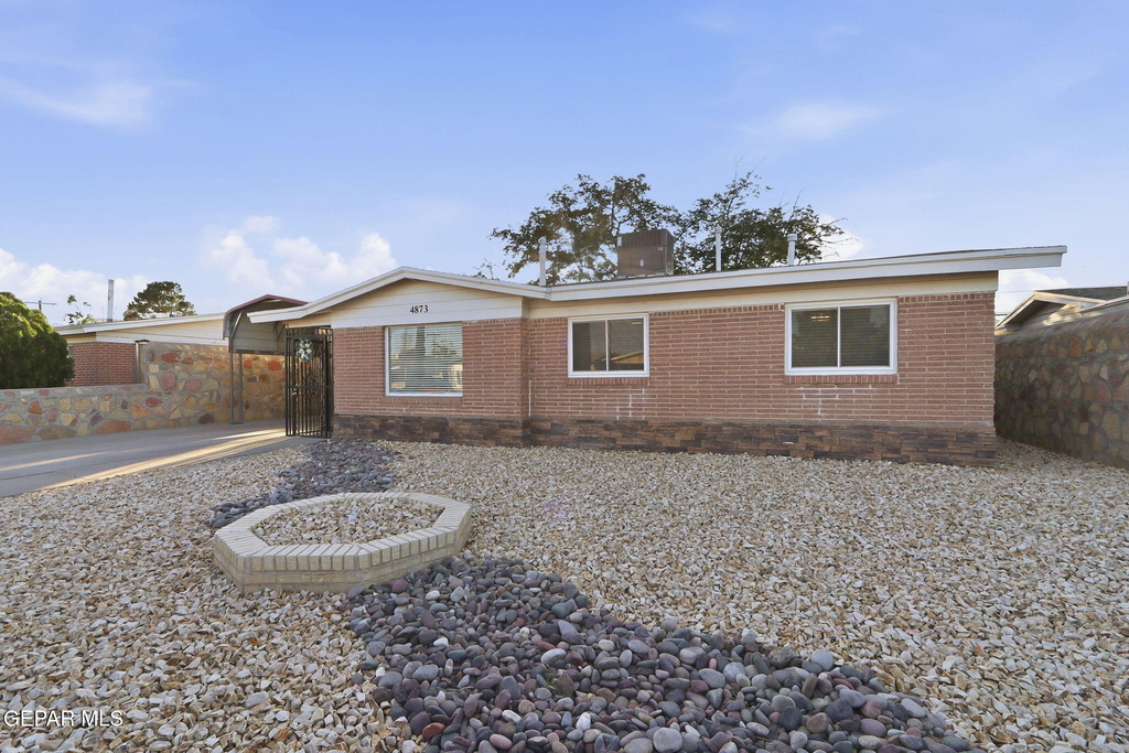 4873 Mcgregor Drive - Photo 2