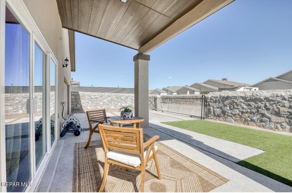 2816 Sammy Cervantes Street - Photo 48