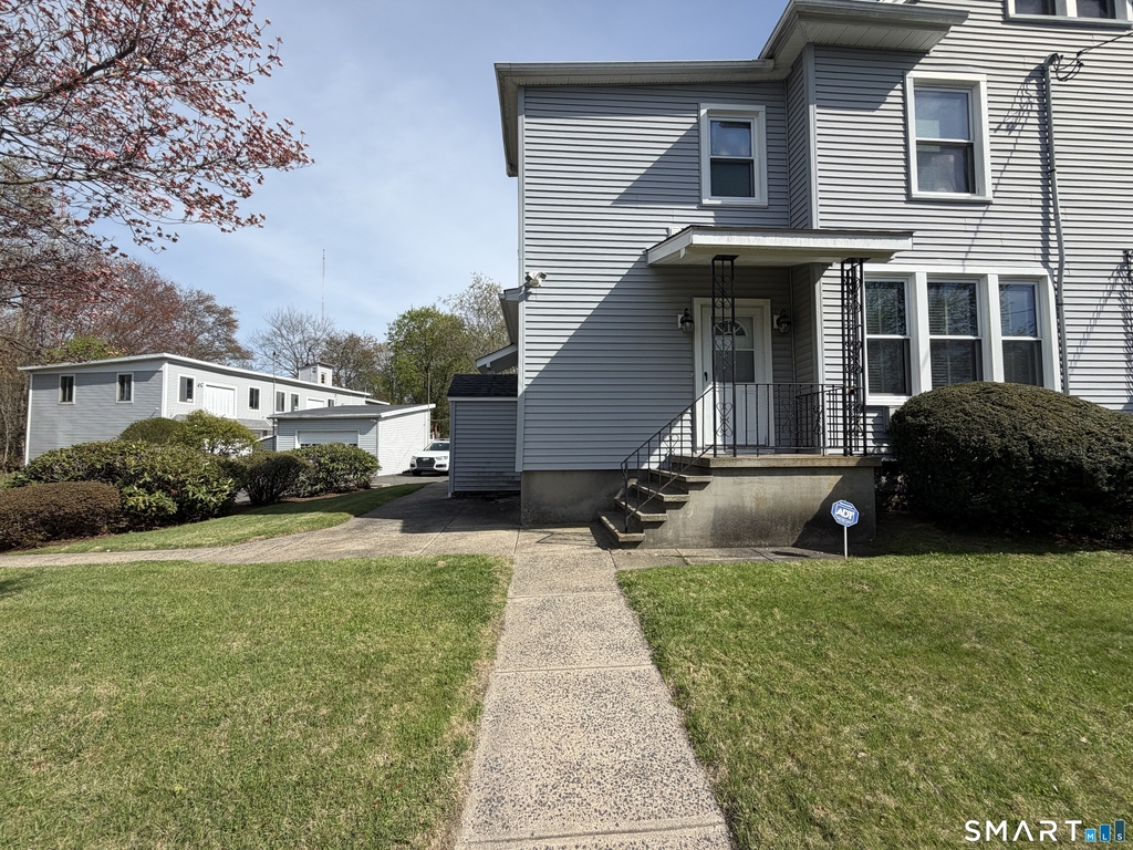 59 Baldwin Avenue - Photo 1