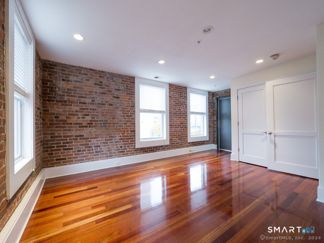 116 Crown Street - Photo 12