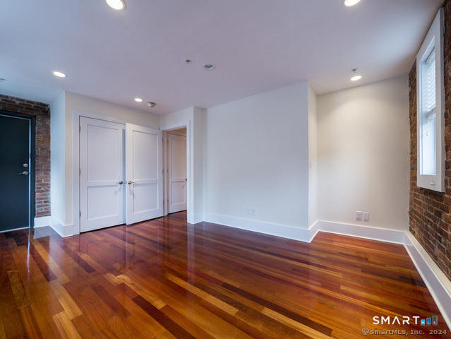 116 Crown Street - Photo 11