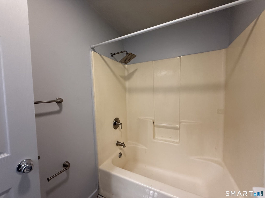 76 Summer Street - Photo 6
