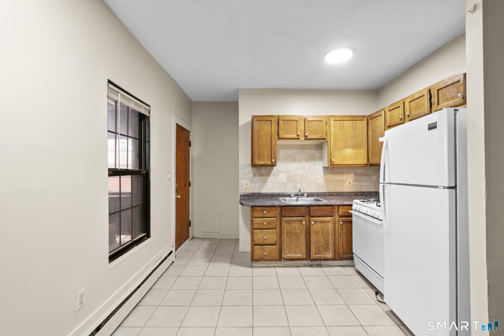 26 Lawrence Street - Photo 1