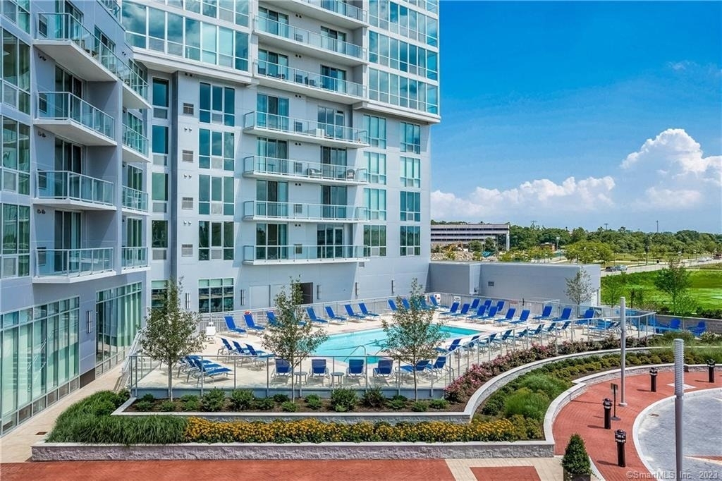 1 Harbor Point Road - Photo 12