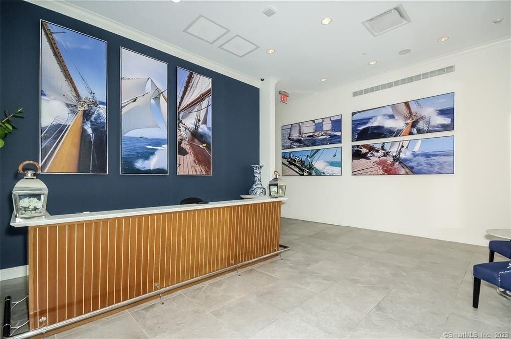 1 Harbor Point Road - Photo 4