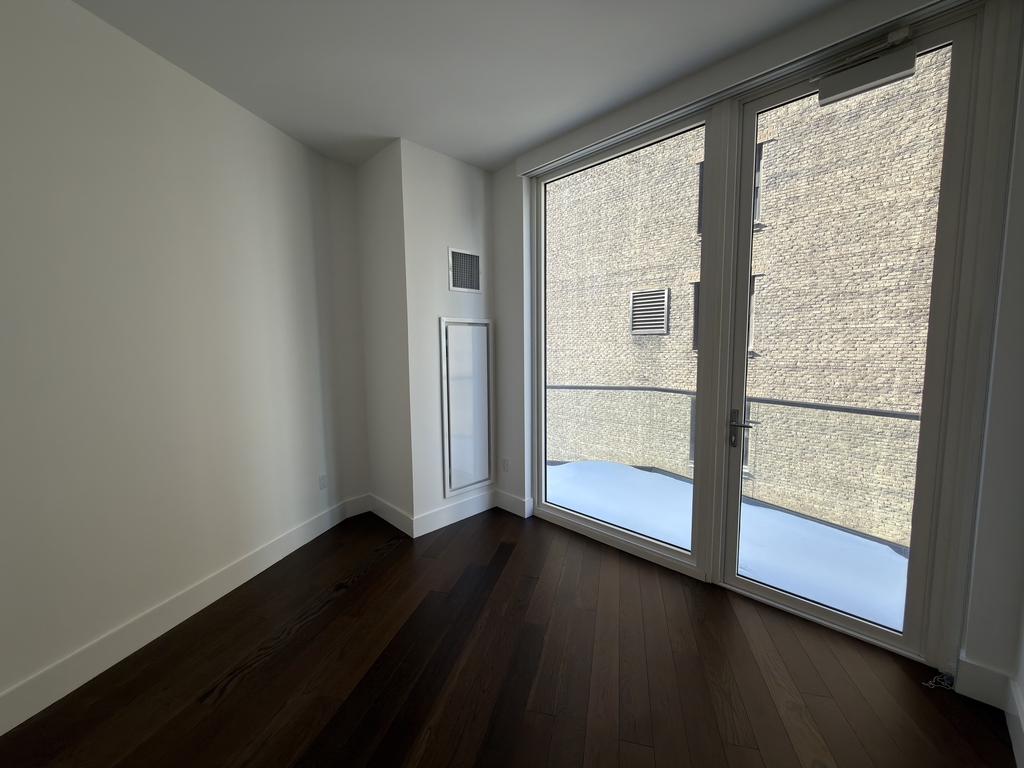 East 44th Street, New York, NY 10017 - Photo 2