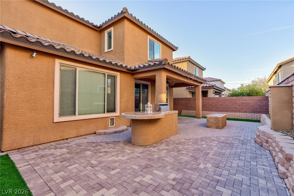 10956 Hunting Hawk Road - Photo 4