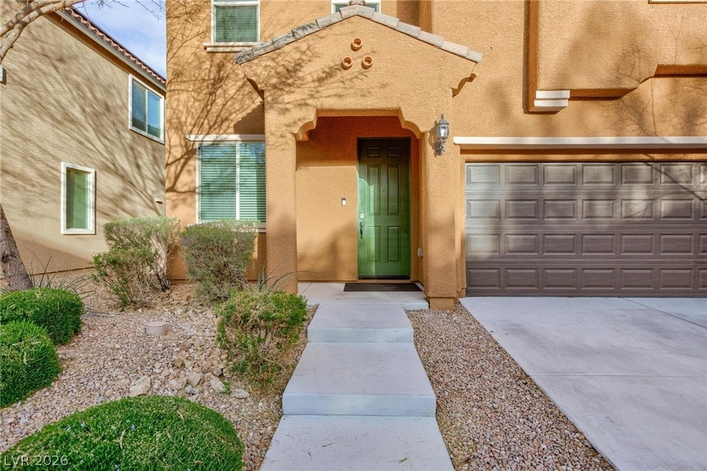 10956 Hunting Hawk Road - Photo 2