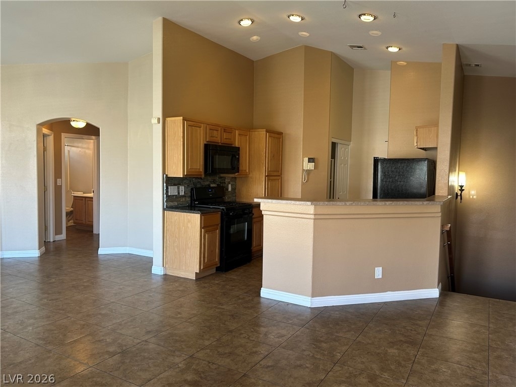 9440 Thunder Sky Street - Photo 2