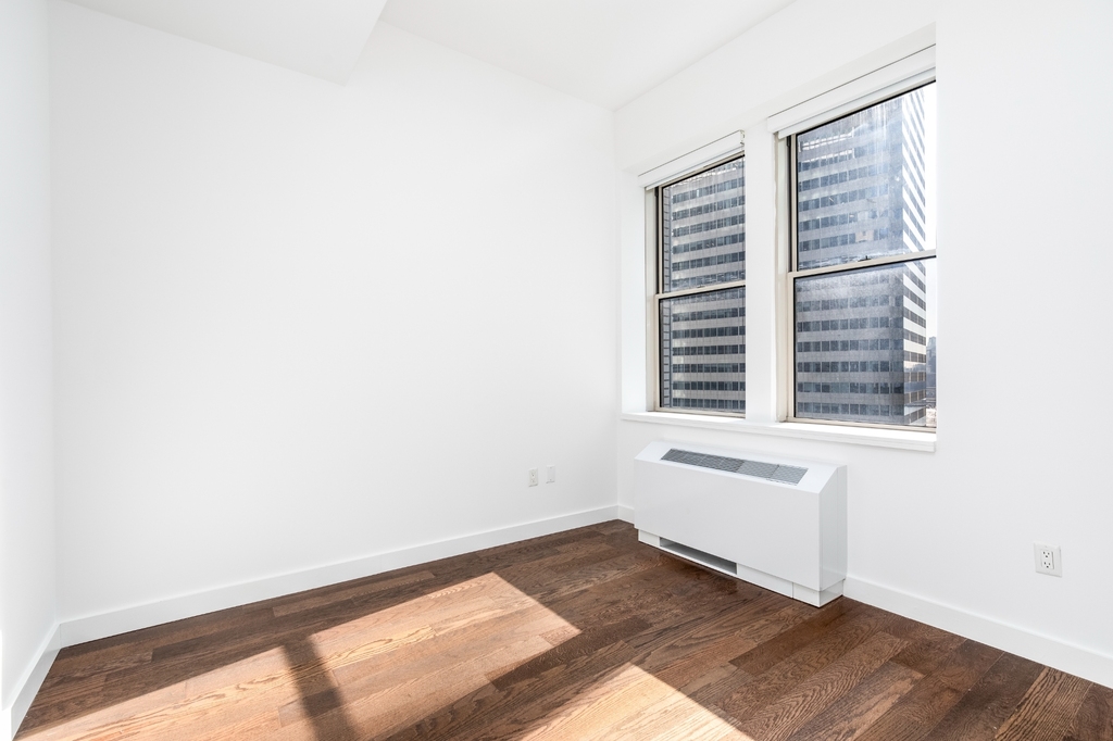 116 John Street #2007 - Photo 2