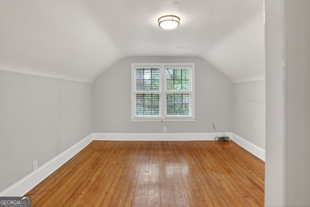 2728 Winburn Terrace - Photo 11