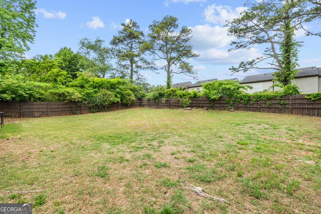 2161 Rochelle Way - Photo 18