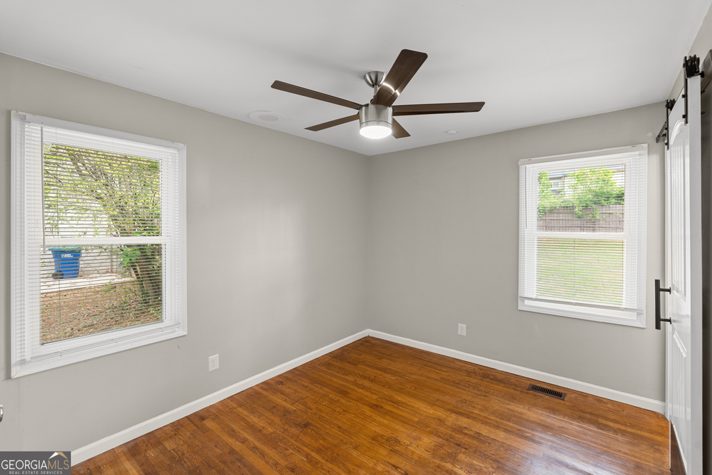 2161 Rochelle Way - Photo 13