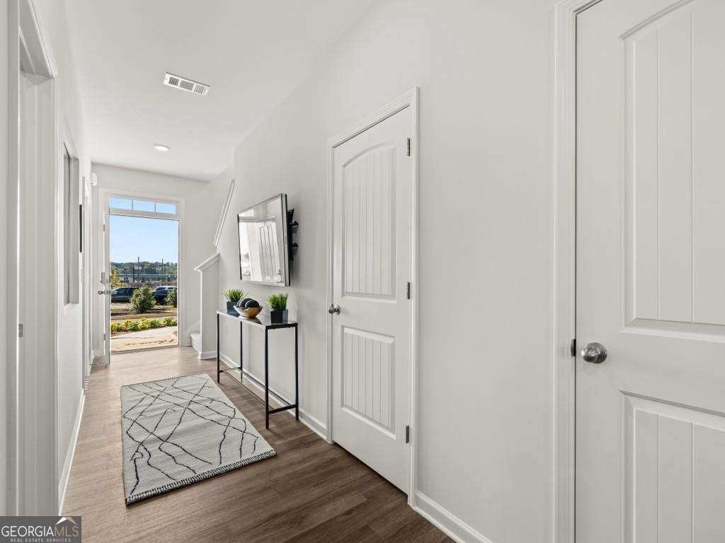 5976 Skylar Drive - Photo 2