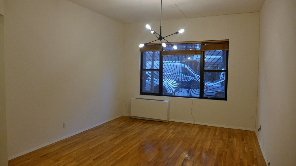 70 East 12th Street - Photo 3