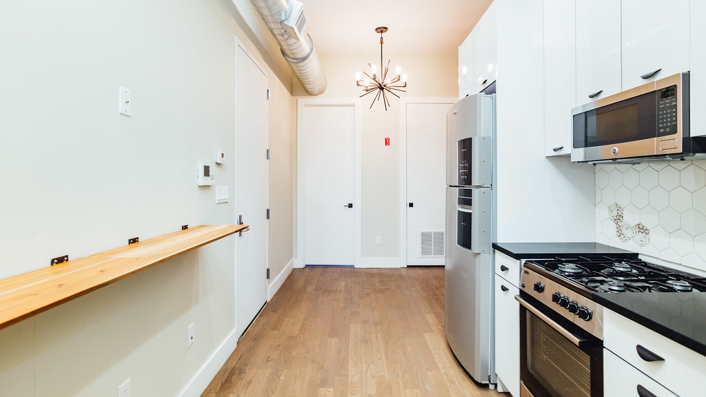 22 Granite St Bushwick - Photo 4