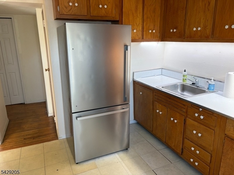 6 Columbia Dr - Photo 3