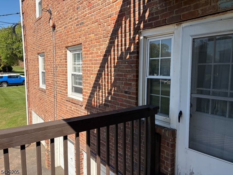 6 Columbia Dr - Photo 8
