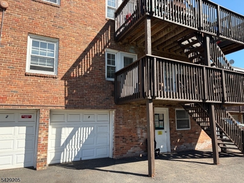 6 Columbia Dr - Photo 9