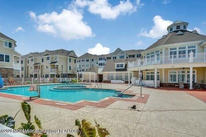 22 Cooper Avenue - Photo 13