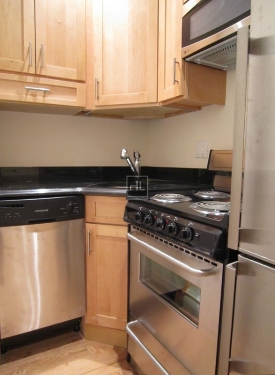 Hudson St. - Photo 1