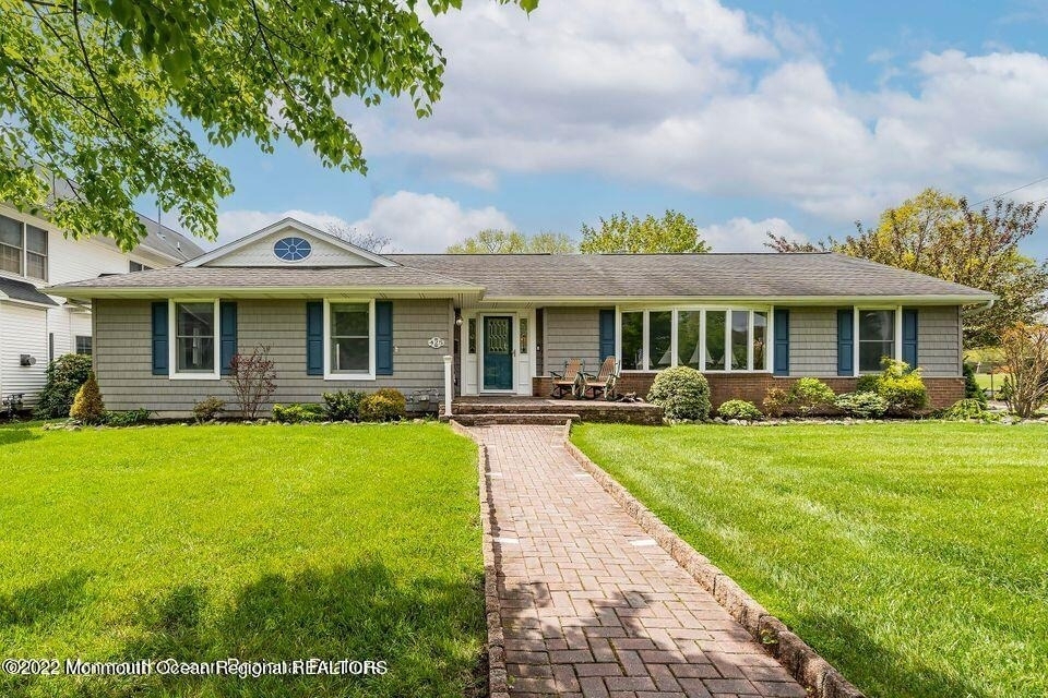 425 Atlantic Avenue - Photo 1