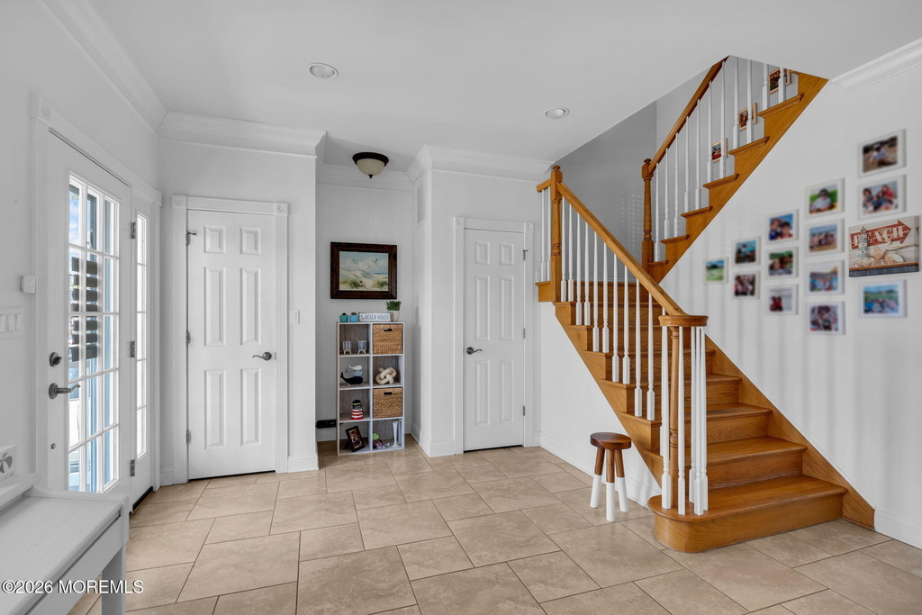 310 18th Avenue - Photo 6