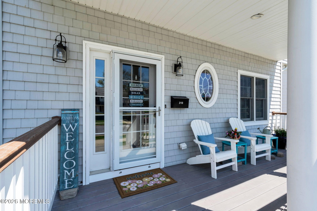 310 18th Avenue - Photo 2