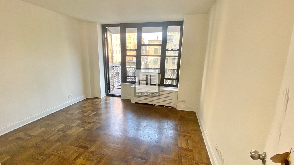 East 35 Street - Photo 0