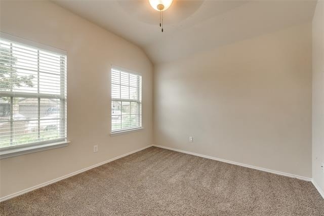 4721 Lazy Oaks Street - Photo 10