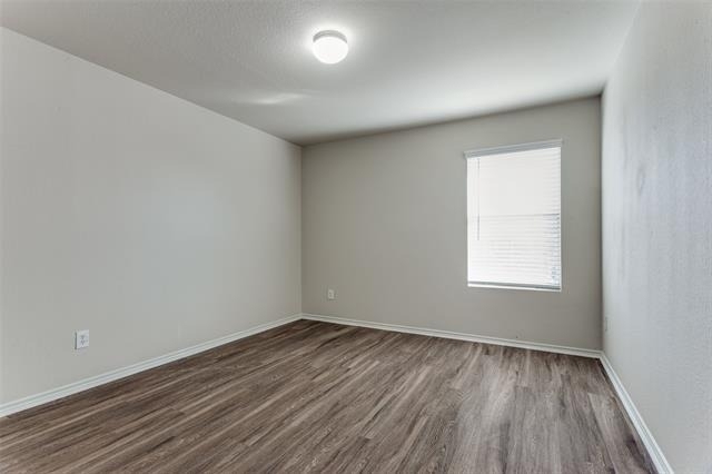 1145 Maplewood Lane - Photo 16
