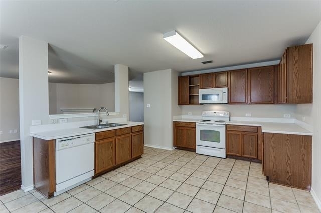 1145 Maplewood Lane - Photo 8