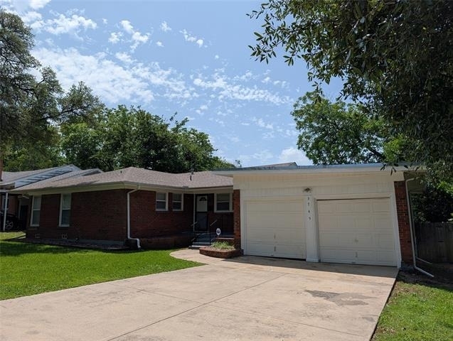 3745 Willomet Avenue - Photo 0