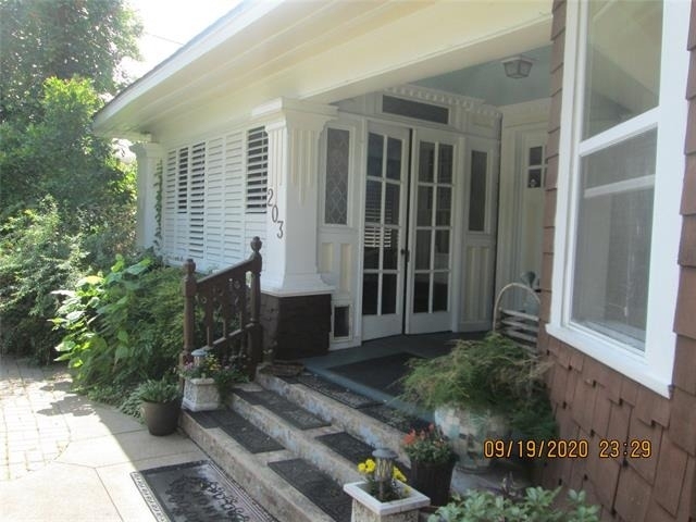 203 N Colson - Photo 1