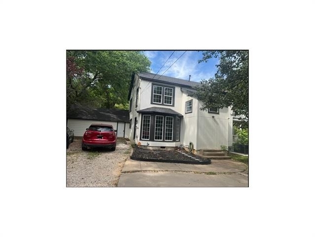 1121 E Texas Street - Photo 11