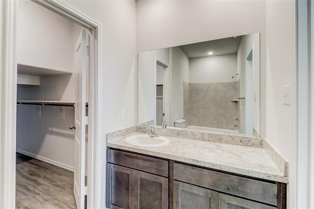 5104 Applegate Drive - Photo 8