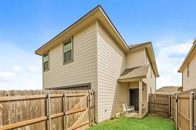 5104 Applegate Drive - Photo 1