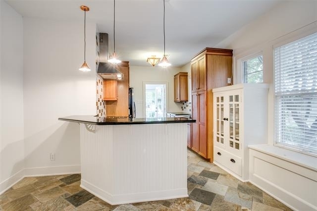 6210 Victor Street - Photo 10