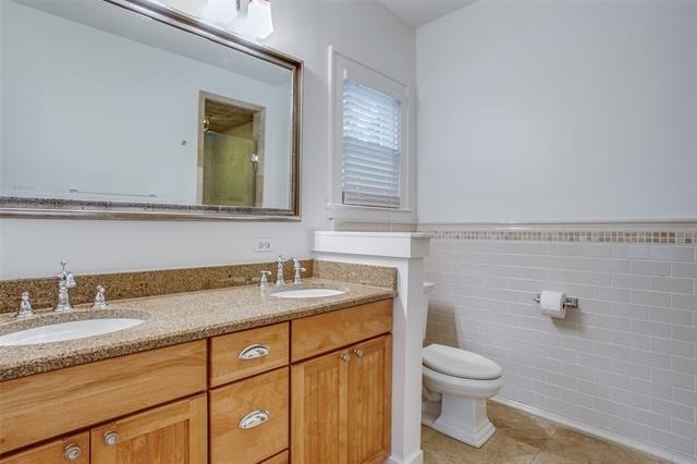 6210 Victor Street - Photo 13