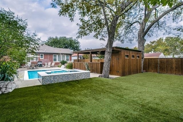 6210 Victor Street - Photo 16