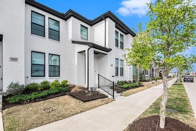 4525 Bishop Street - Photo 0