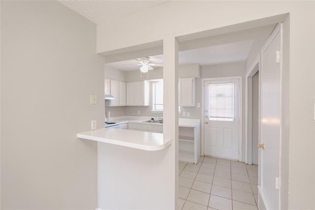 2813 Wimbledon Court - Photo 3