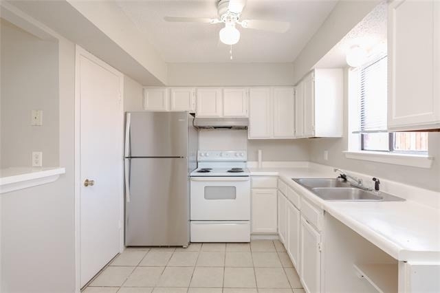 2813 Wimbledon Court - Photo 0