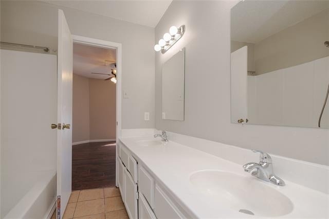 2813 Wimbledon Court - Photo 18