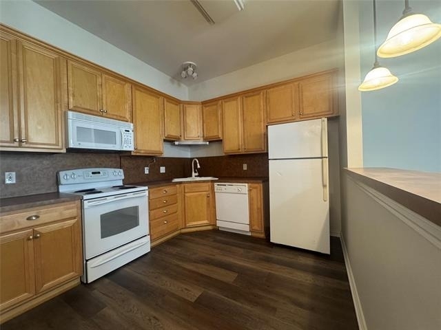 1010 Teresa Court - Photo 4