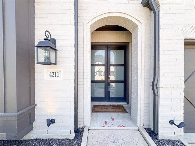 4211 Walnut Grove Lane - Photo 1